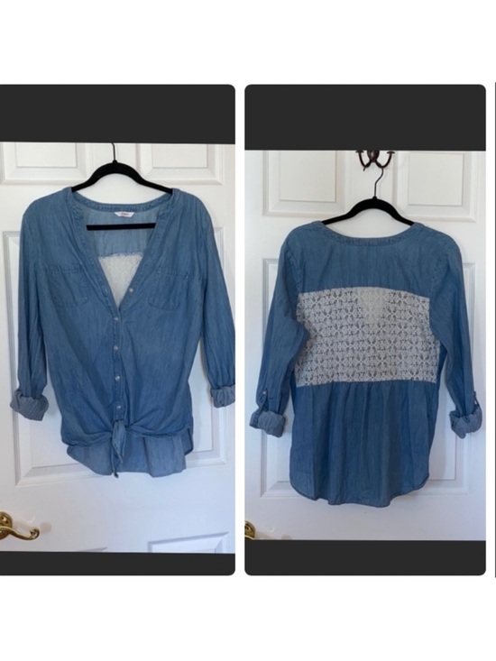 Candie's Tops - Candie’s - Denim Lace Long Sleeve Adjustable Shirt
